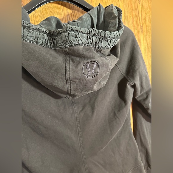 Lululemon Full Zip Scuba Jacket - Picture 6 of 6